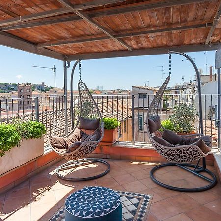 Il Nascondiglio Del Prete Apartment โรม ภายนอก รูปภาพ