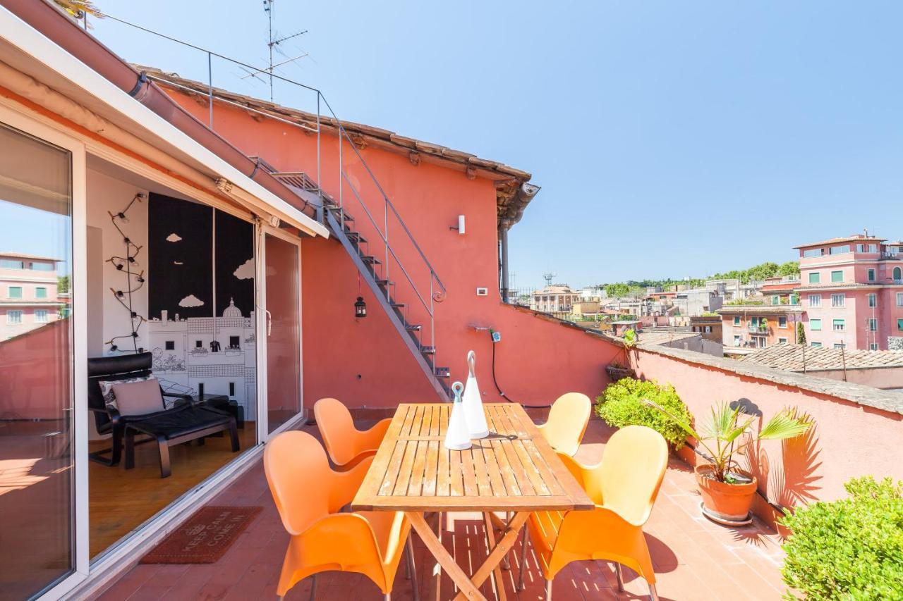 Il Nascondiglio Del Prete Apartment โรม ภายนอก รูปภาพ
